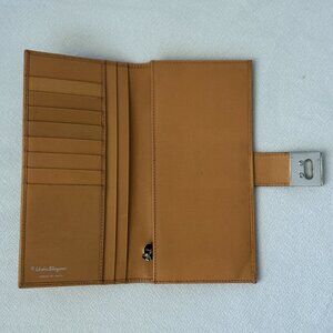 Salvatore Ferragamo Leather Wallet – Brown